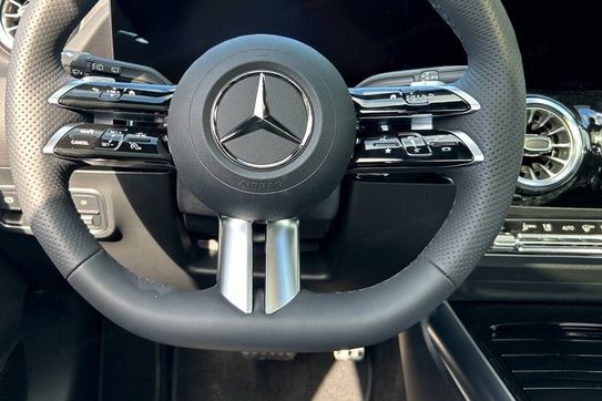 Mercedes GLA 220 4-Matic AMG Line