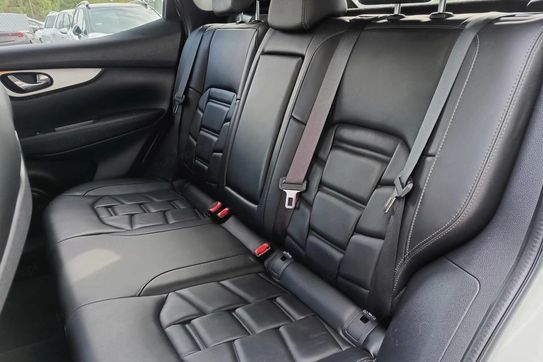 Nissan Qashqai 1.3 DIG-T DCT