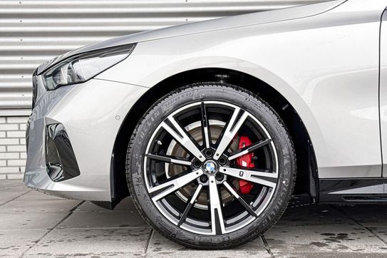 BMW Seria 5 Touring 520d xDrive M Sport