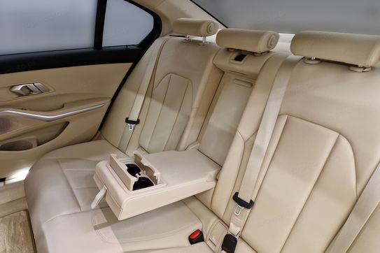 BMW Seria 3 318d Advantage