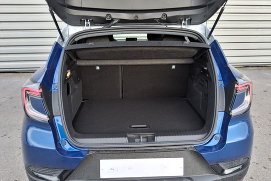 Renault Captur Techno 1.8 E-Tech Full Hybrid AT