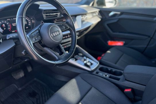 Audi A3 35 TFSI mHEV S tronic