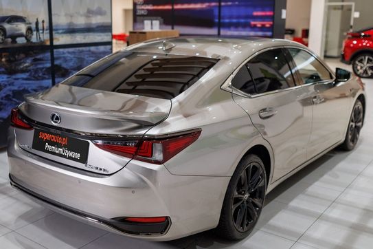 Lexus ES 300h F Sport Edition