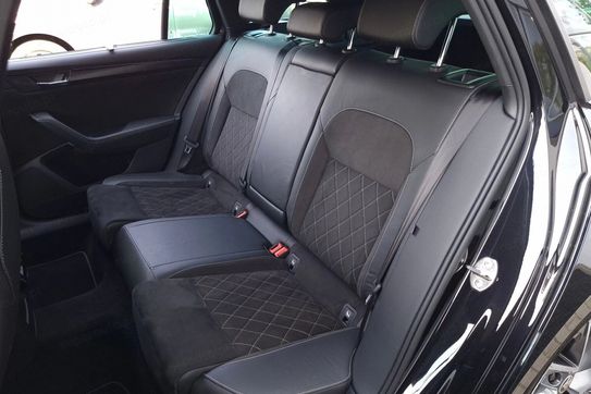 Skoda Superb 2.0 TDI SCR 4x4 Sportline DSG