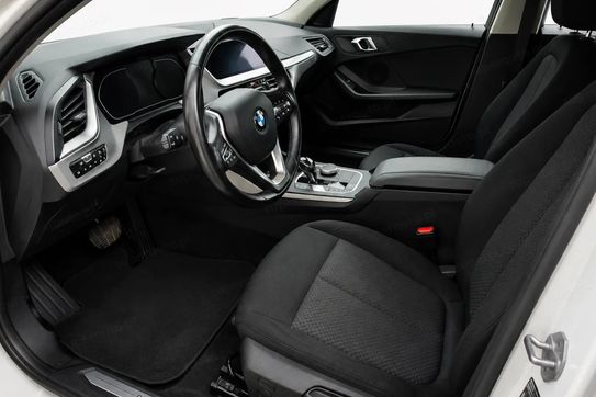 BMW Seria 1 118D Advantage