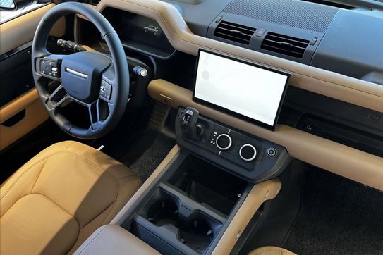 Land Rover Defender 110 3.0 D250 X-Dynamic HSE