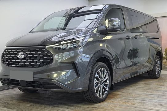 Ford Tourneo Custom 320 L2 Titanium A8