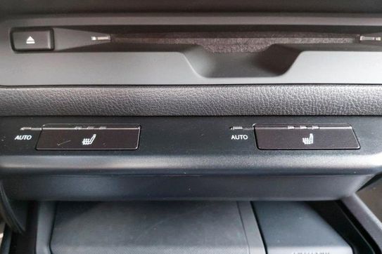 Lexus UX 250h GPF Business 2WD