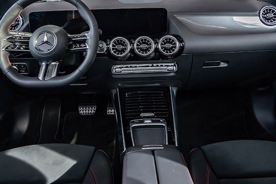 Mercedes GLA 200 AMG Line