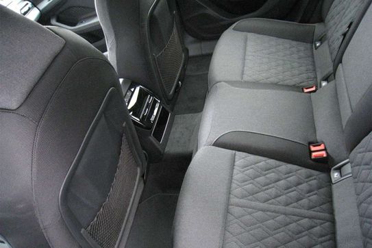 Audi A6 TDI quattro S line Avant