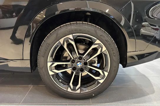 BMW iX2 eDrive20 M Sport