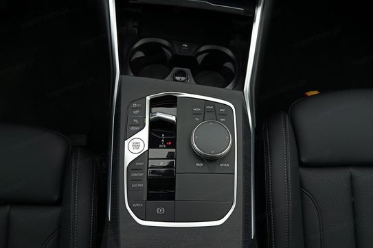 BMW Seria 3 330i xDrive M Sport sport-aut
