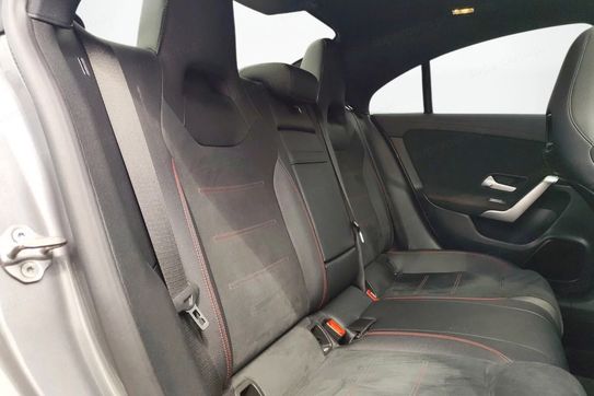 Mercedes CLA 220 4MATIC AMG Line