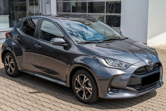 Toyota Yaris Style 1.5 hybrid