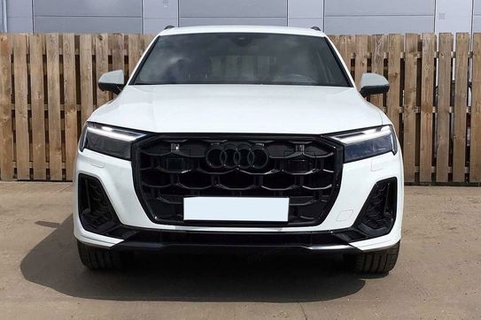 Audi Q7 55 TFSI e quattro S Line