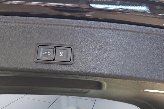Audi A4 40 TFSI mHEV Quattro S tronic
