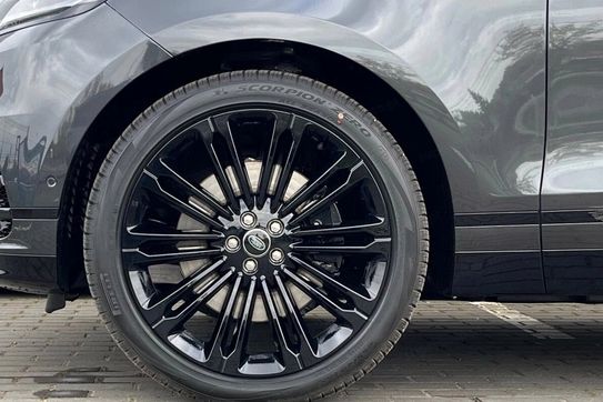 Land Rover Range Rover Velar D300 Dynamic SE