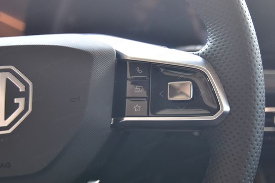 MG HS 1.5T HEV+ Excite aut