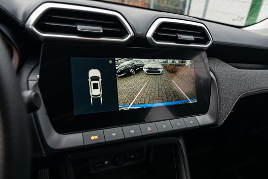 MG ZS 1.5  Standard MT