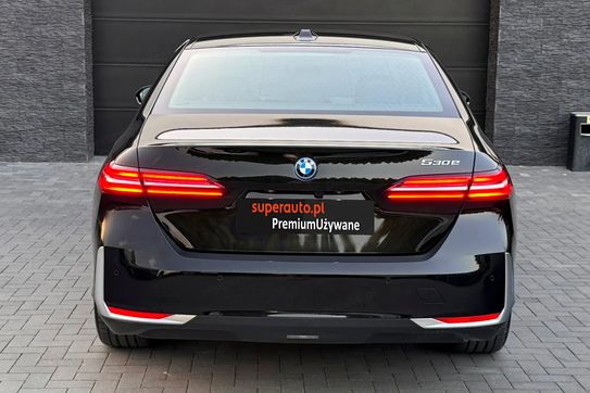 BMW Seria 5 530E