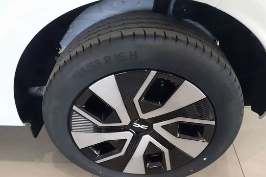 Dacia Sandero Expression 1.2 Eco-G LPG