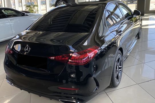 Mercedes Klasa C 300 de 4-Matic AMG