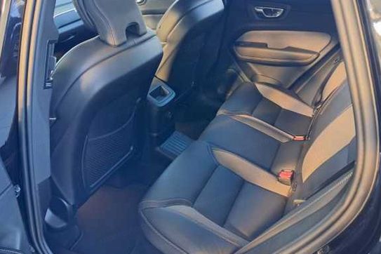 Volvo XC60 T6 Plug-In Hybrid AWD Ultra Black Edition