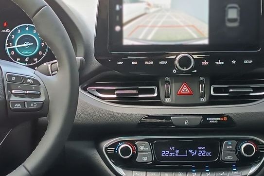 Hyundai i30 1.6 T-GDI Smart DCT