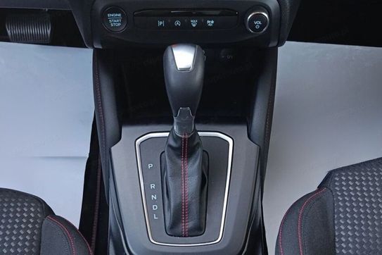 Ford Focus 1.0 EcoBoost mHEV ST-Line Design