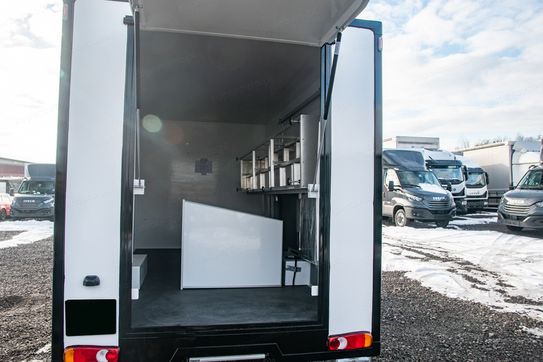 Renault Master L3 Zabudowa Wystawowa TYP PRO