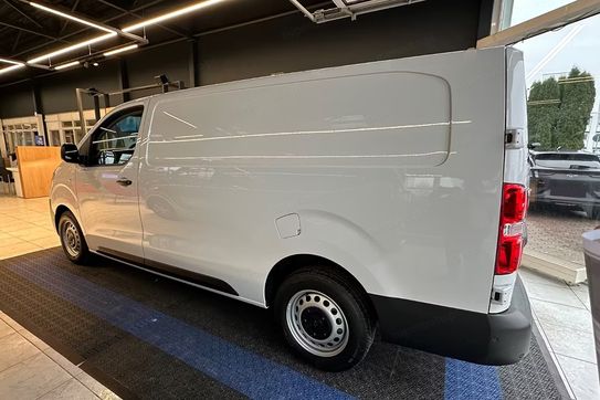 Toyota ProAce Long Active