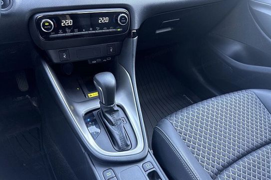 Mazda 2 1.5 Hybrid