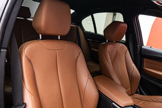 BMW Seria 3 330e iPerformance M Sport