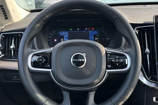 Volvo XC90 T8 AWD Plug-In Hybrid Ultra Dark 7os aut