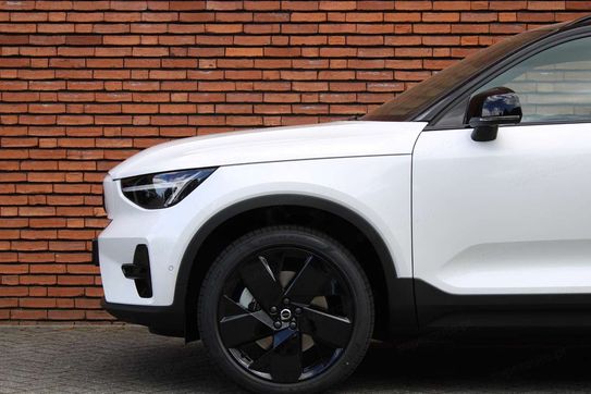 Volvo XC40 B4 Ultra Black Edition