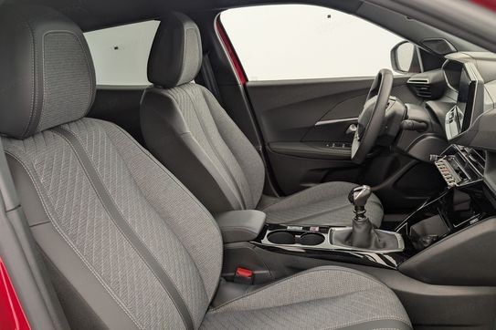 Peugeot 2008 ALLURE 1.2 PureTech
