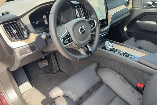 Volvo XC60 B5 B AWD Plus Bright aut