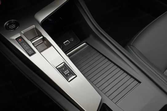 Peugeot 408 1.2 PureTech Allure Pack S&S EAT8