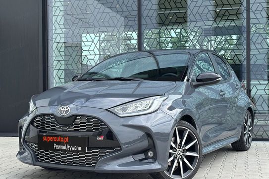 Toyota Yaris Hybrid 1.5 Gr Sport