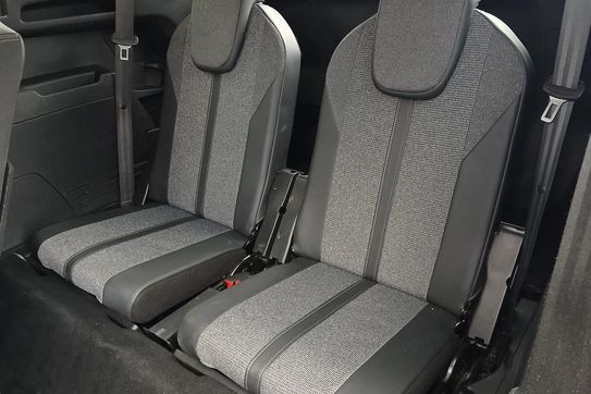 Peugeot 5008 1.6 PureTech Allure S&S EAT8