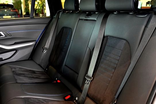 BMW Seria 3 Touring 320d xDrive M Sport