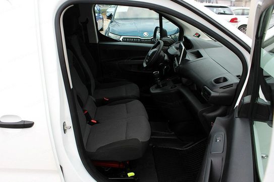 Peugeot Partner Van L2H1 Chłodnia do -20°C