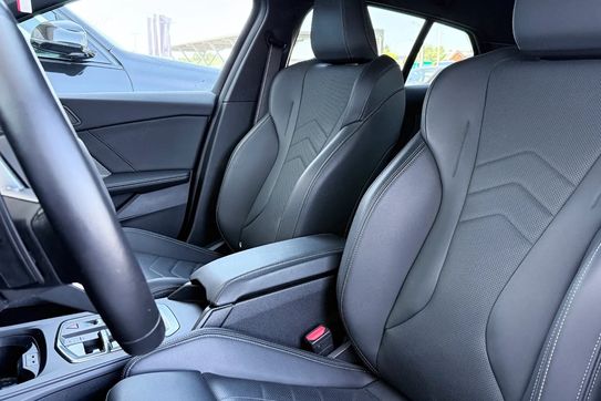 BMW Seria 1 120 mHEV aut