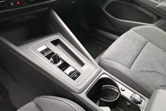 Volkswagen Golf Life Plus 1.5 eTSI mHEV DSG