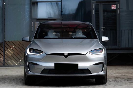 Tesla Model X Plaid