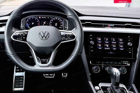 Volkswagen Arteon 2.0 TSI R-Line DSG