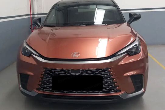 Lexus LBX Emotion 1.5 Hybrid