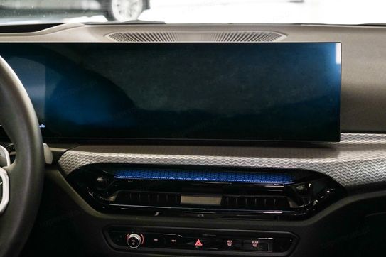 BMW Seria 3 330i xDrive M Sport