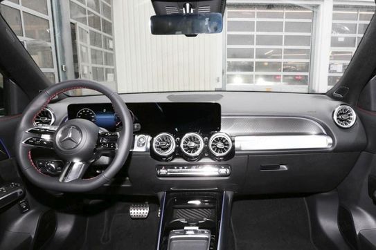 Mercedes GLB 200 AMG Line