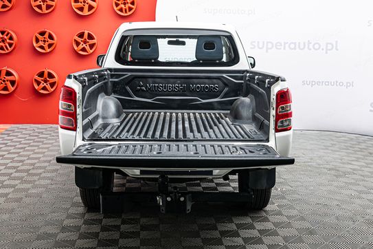 Mitsubishi L200 2.4 d
